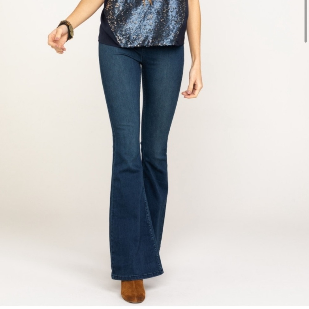 Free people 👖 wide leg flare